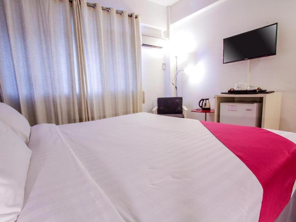 The Ratchathani Hotel Убонратчатхани Экстерьер фото