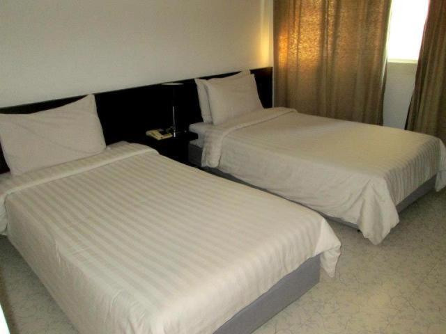 The Ratchathani Hotel Убонратчатхани Экстерьер фото