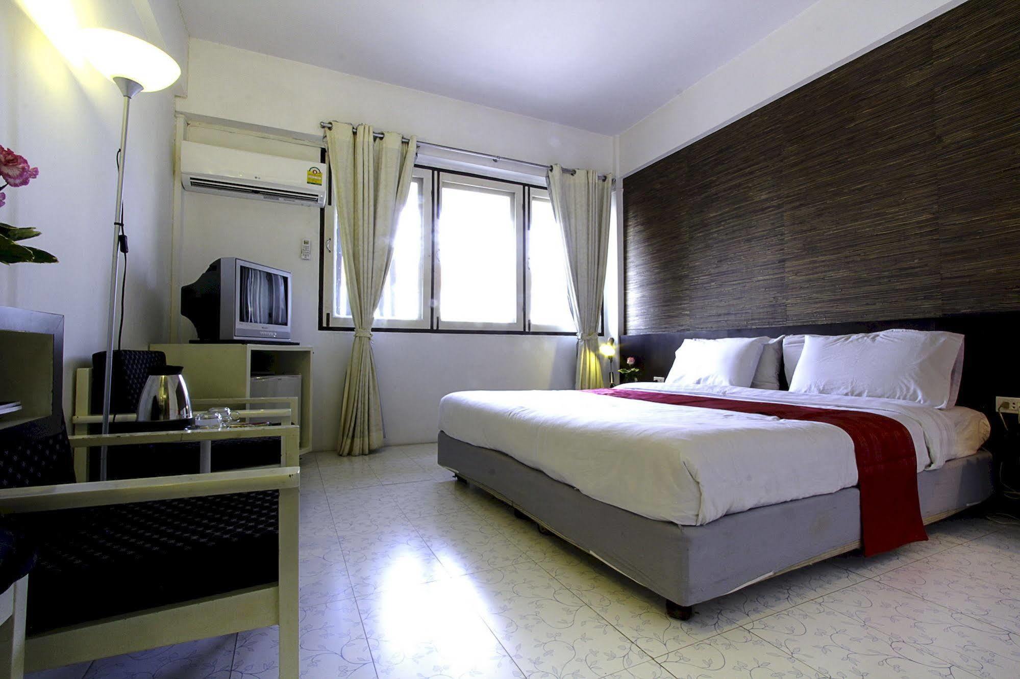 The Ratchathani Hotel Убонратчатхани Экстерьер фото