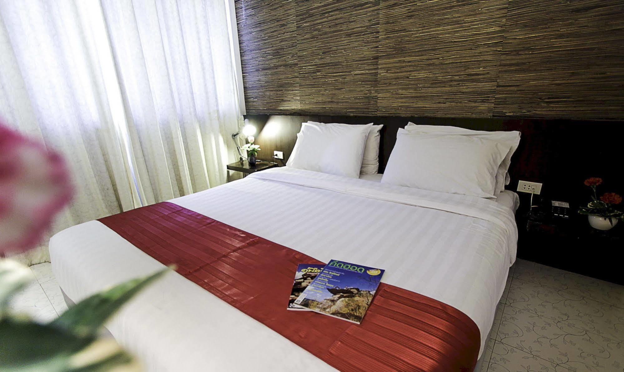 The Ratchathani Hotel Убонратчатхани Экстерьер фото